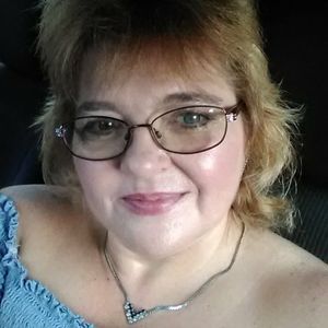 Meet your Posher, Valerie